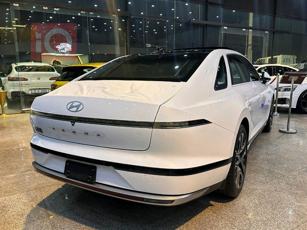 هیوندای ازێرا
